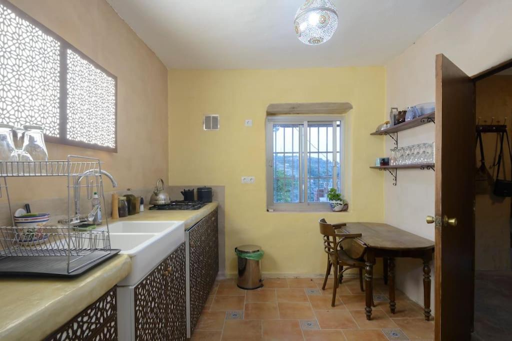 Hostal Nazari Когольос-де-ла-Вега Экстерьер фото