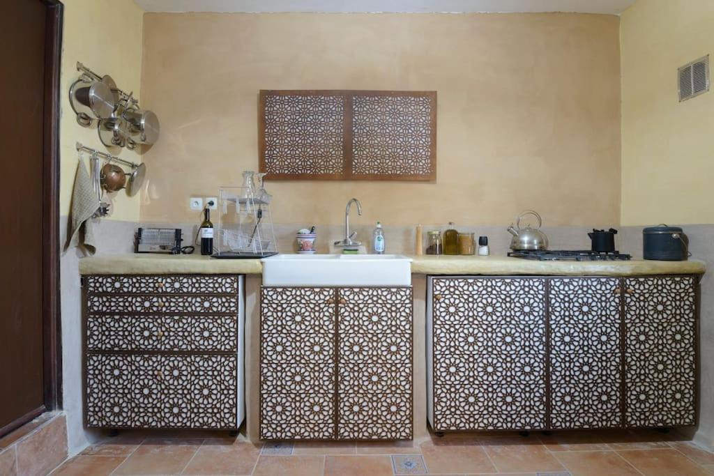 Hostal Nazari Когольос-де-ла-Вега Экстерьер фото